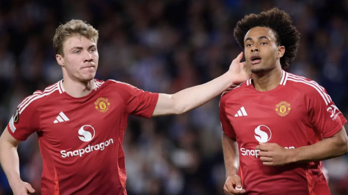 Hojlund và Zirkzee là hai trung phong của Manchester
