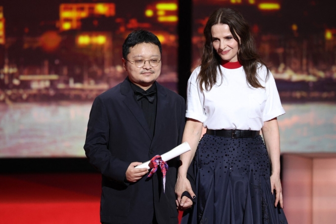 Đạo diễn Bi Gan nhận giải đặc biệt tại Cannes