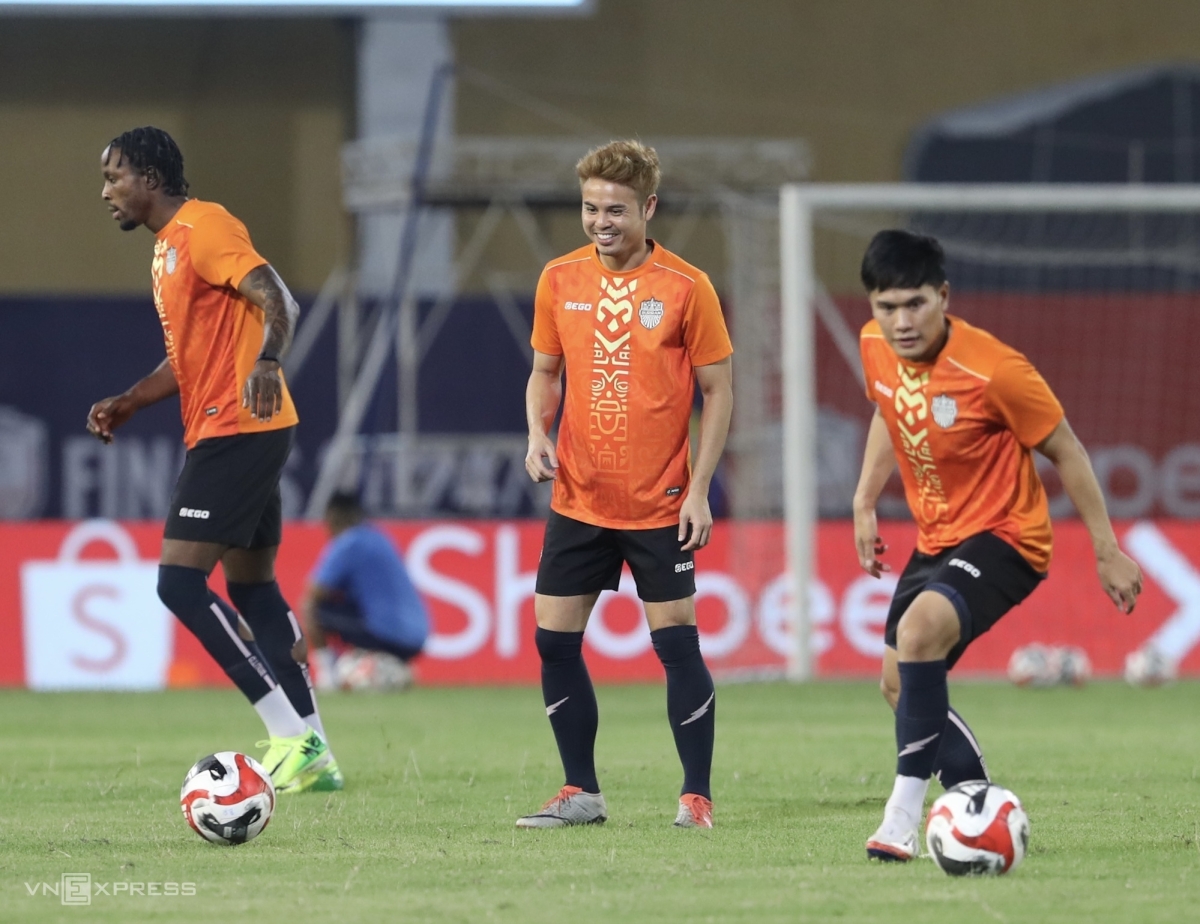 Buriram-United-Cong-an-Ha-Noi-Cup-Clb-dong-nam-a-2024-2025-2-1747141211.jpg