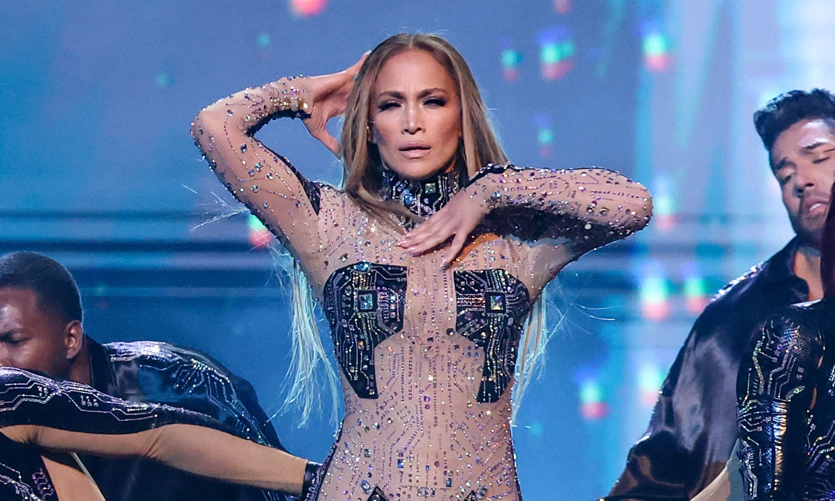 JenniferLopezmacdocuantkviet-1-9535-8131-1748337087.jpg
