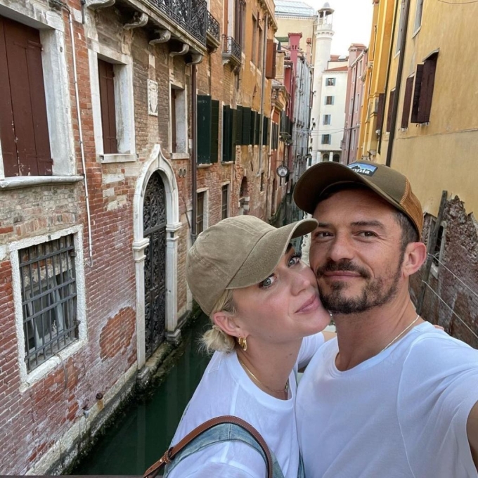 Đôi tình nhân đi du lịch Venice năm 2021.