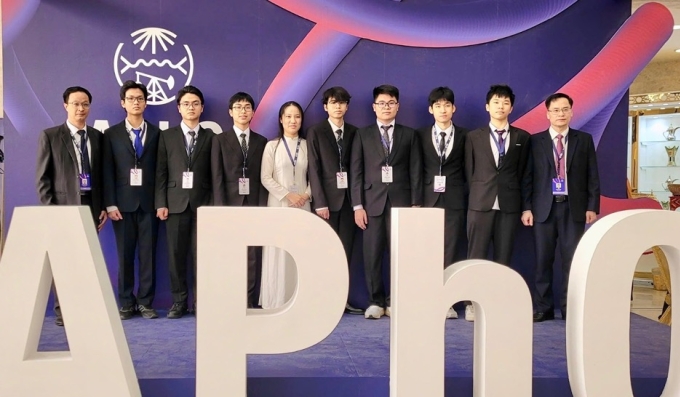 Đoàn học sinh Việt Nam tại Olympic Vật lý châu Á