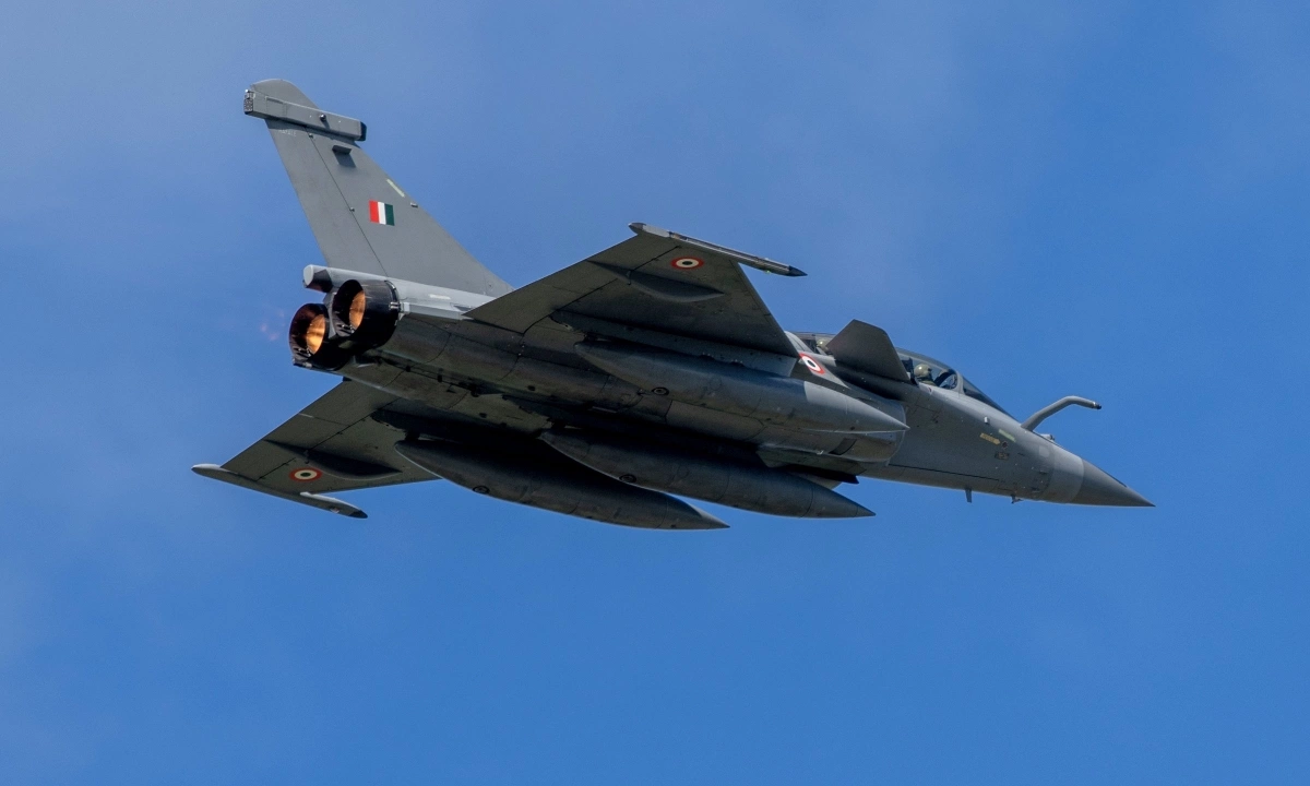 Rafale002JPG-1746416440-7465-1746417934.jpg