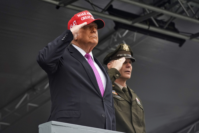 Cựu Tổng thống Trump tại lễ tốt nghiệp Học viện Quân sự West Point