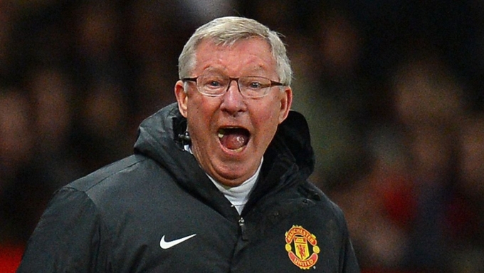 Alex Ferguson huấn luyện và quản lý cầu thủ bằng phong cách cứng rắn trong gần 27 năm ở Man Utd. Ảnh: AFP