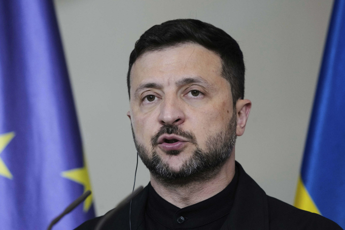 Tổng thống Ukraine Volodymyr Zelensky tại cuộc họp báo ở Berlin ngày 28/5. Ảnh: AP