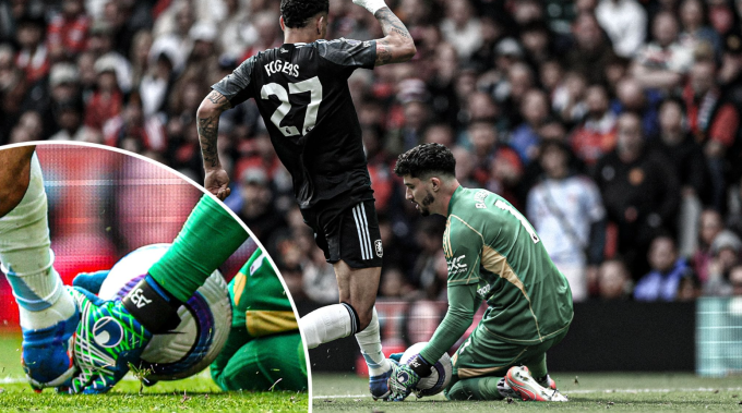Morgan Rogers ghi bàn nhưng không được công nhận trong trận đấu giữa Aston Villa và Man Utd.