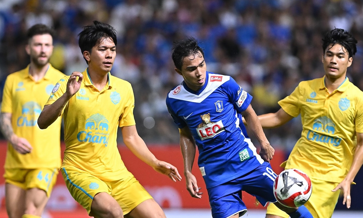 buriram-united-bg-pathum-unite-3028-4524-1746633490.jpg