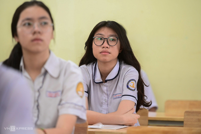 Thí sinh dự thi lớp 10 tại Trường THCS Trần Văn Ơn quận 1, tháng 6/2024. Ảnh: Quỳnh Trần