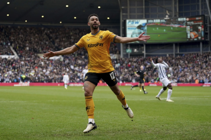 Matheus Cunha mừng bàn trong trận Wolves gặp West Ham ở vòng bốn Cup FA tại The Hawthorns, ở West Bromwich, Anh ngày 28/1/2024. Ảnh: AP
