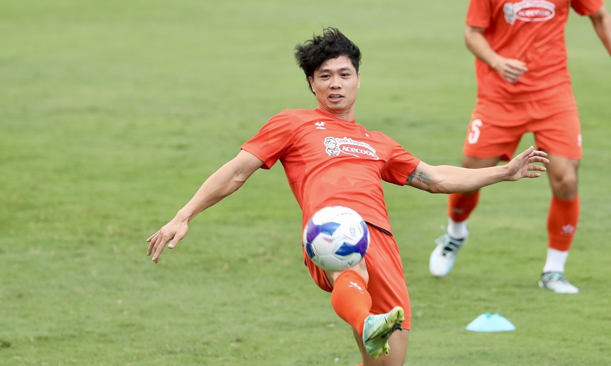 doi-tuyen-viet-nam-tap-luyen-vong-loai-cuoi-asian-cup-2027-7-1748606712.jpg
