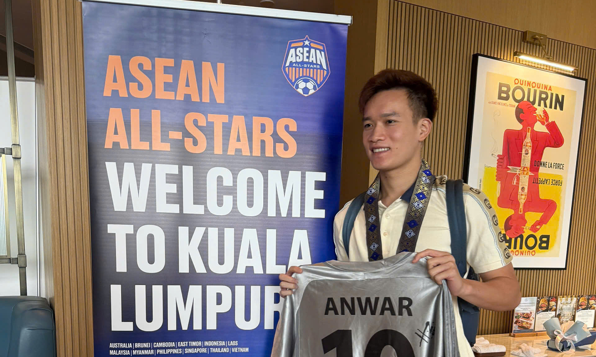 hoang-duc-man-utd-asean-all-st-9369-7835-1748177484.jpg