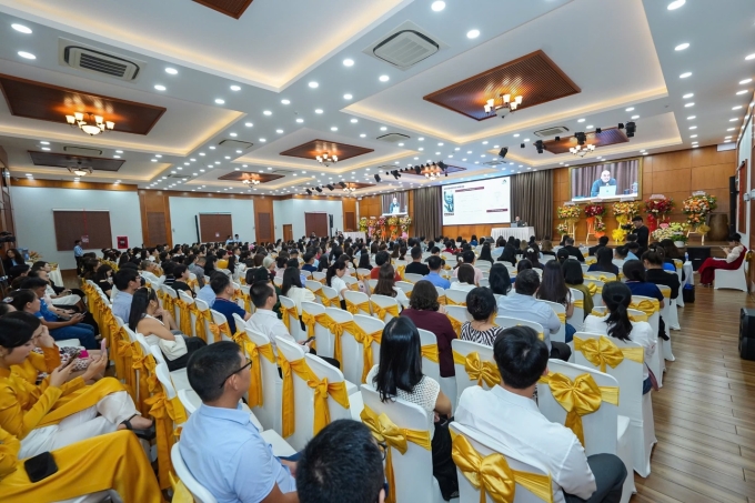 Toàn cảnh sự kiện tại Hội trường Việt Mỹ. Ảnh: VA Schools
