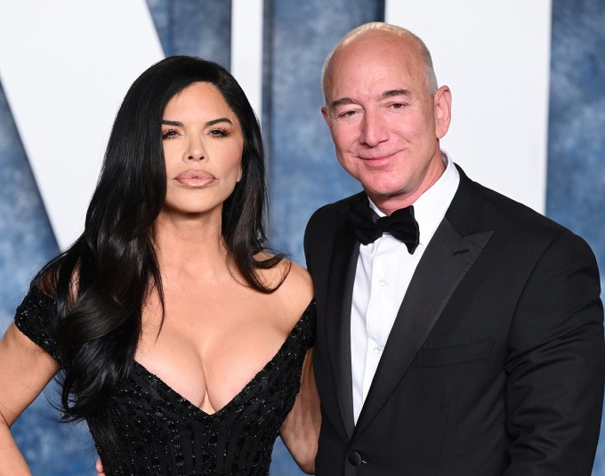 Lauren Sánchez và Jeff Bezos tại một sự kiện