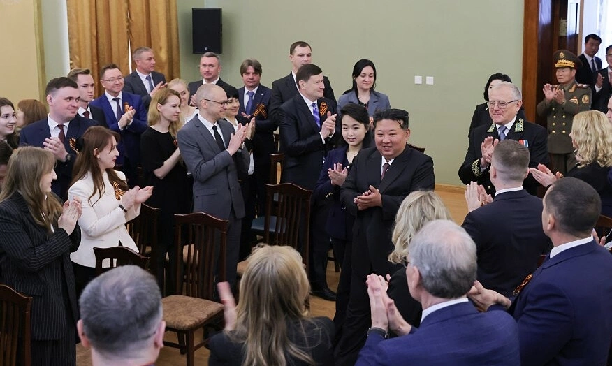kim-jong-un-1746780177-1746780-3139-3435-1746780697.jpg