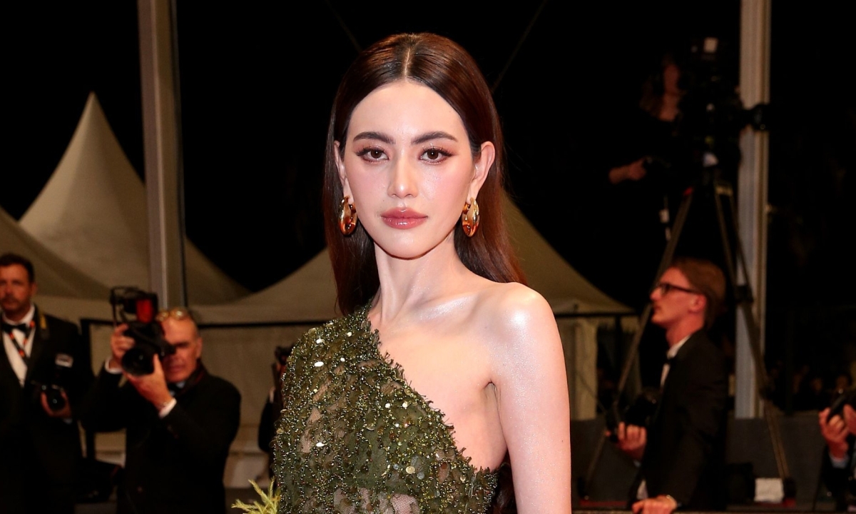 mai-davika-cannes-2025-1747533777.jpg