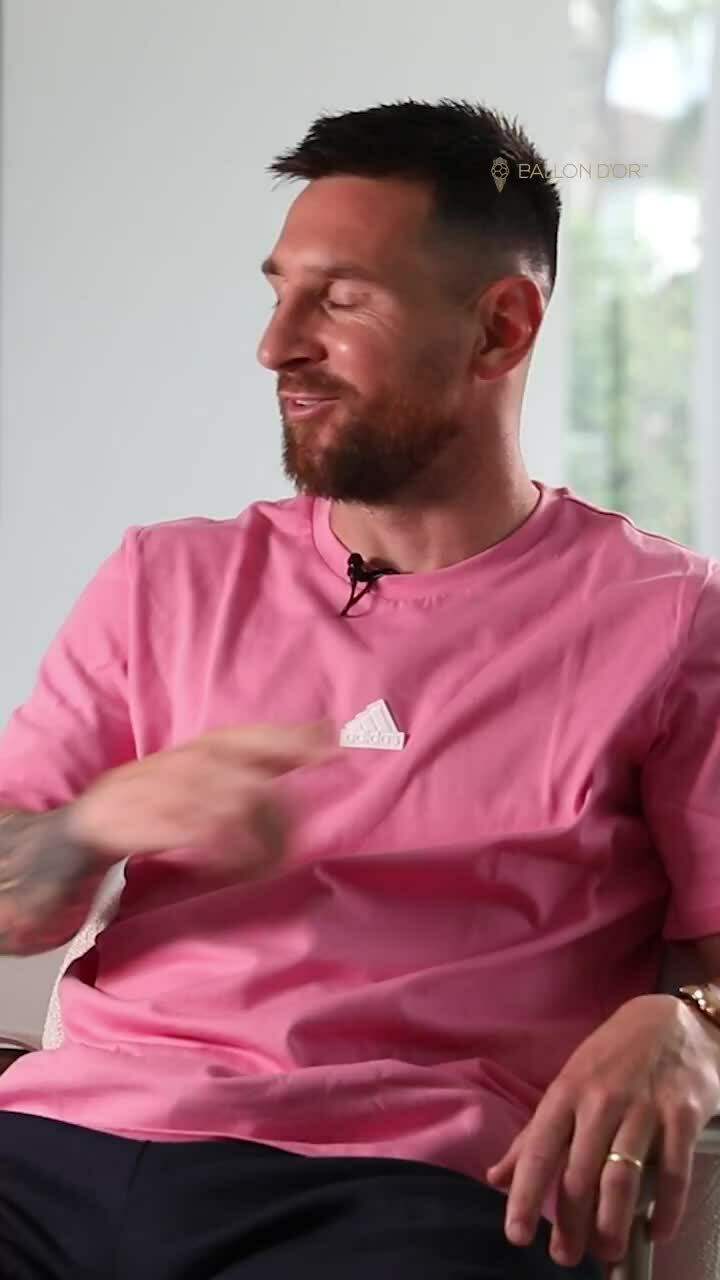 Messi: 'Cuộc chiến giữa tôi và Ronaldo luôn tuyệt vời'