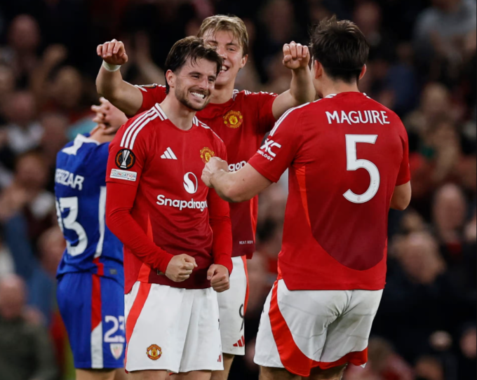 Rồi mừng bàn trong trận Man Utd thắng Athletic Bilbao 4-1 trên sân Old Trafford, thành phố Manchester, Vương quốc Anh, lượt về bán kết Europa League tối 8/5/2025. Ảnh: Reuters