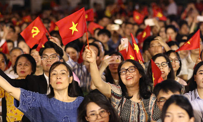 ngu-o-i-la-ho-chi-minh-1747607-9800-3114-1747610310.jpg