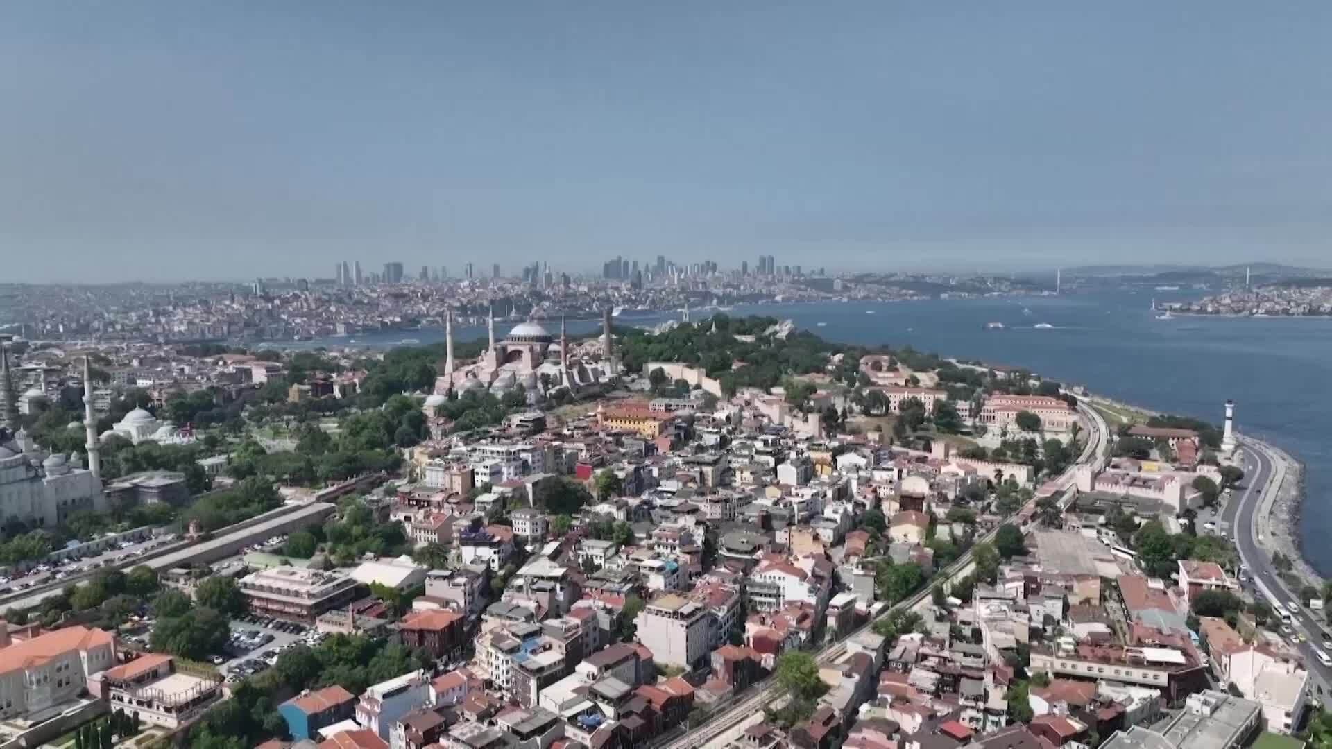 Quang cảnh thành phố Istanbul trước đàm phán Nga - Ukraine