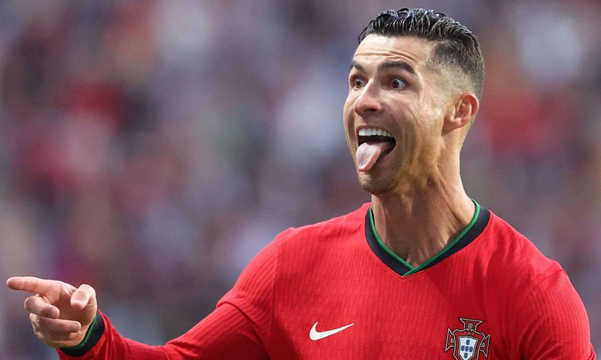 ronaldo-png-1748988952-1748988-9280-8203-1748989012.png