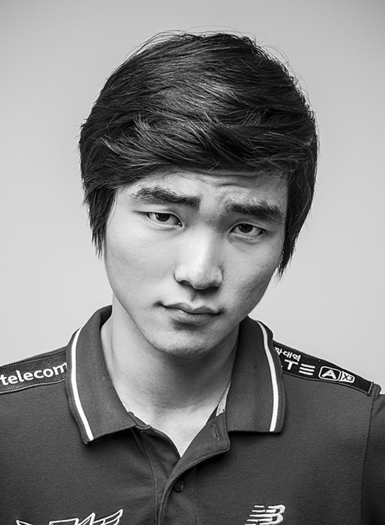 Hình ảnh Faker có phần bướng bỉnh và máu lửa khi mới ra mắt năm 2013.