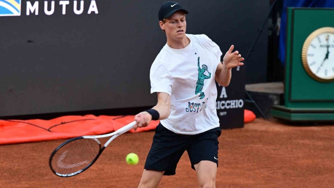 Sinner tập luyện trước thềm Rome Masters, tại tổ hợp Foro Italico, hôm 5/5.