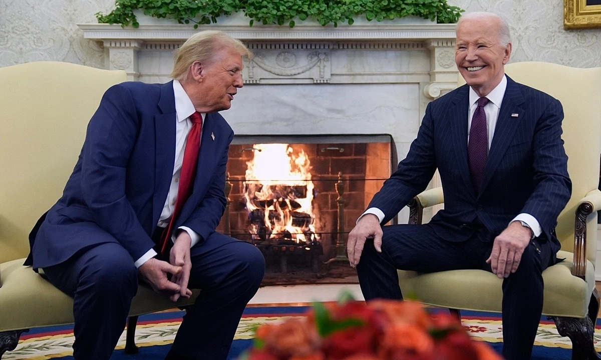 trump-ga-p-o-ng-biden-17478158-9372-4186-1747816146.jpg