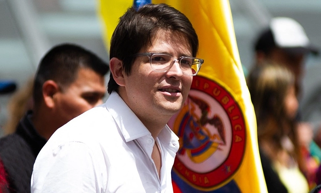 uribe-large-jpeg-1749434052-17-6281-6546-1749434117.jpg