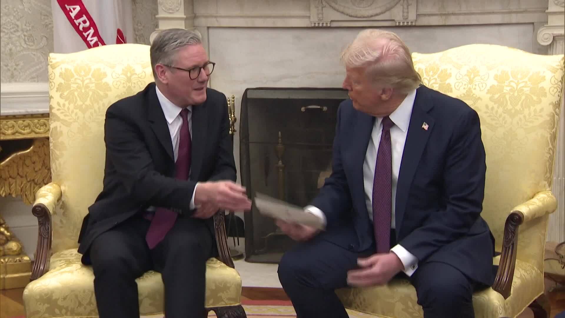 Vua Anh gửi lời mời 'chưa từng có tiền lệ' tới Tổng thống Trump