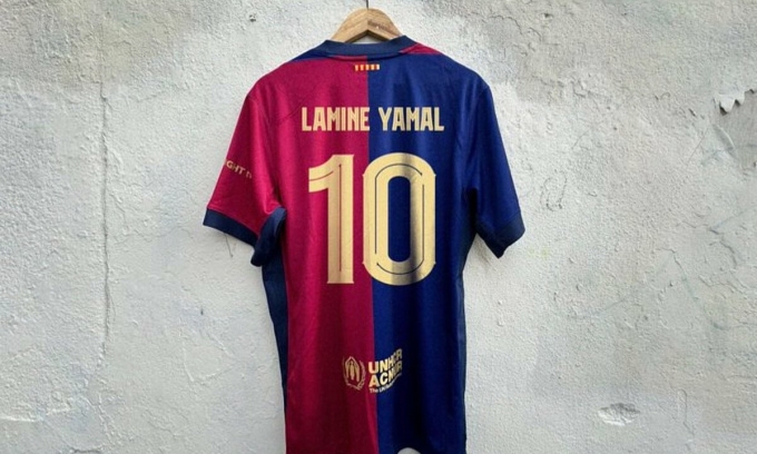 Hình ảnh áo số 10 sẽ dành cho Lamine Yamal. Ảnh: Memorabilia1899