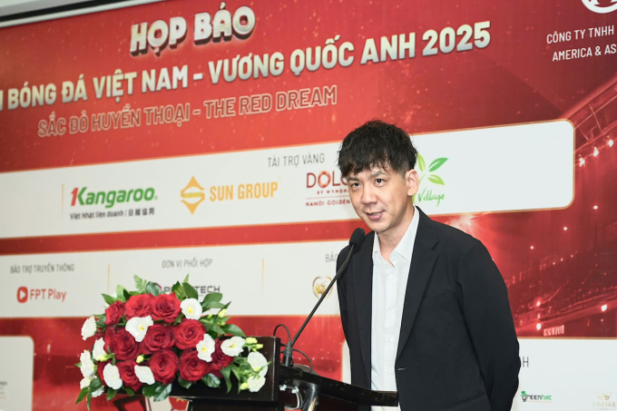 Ông Masakata Sato, Phó tổng giám đốc Tập đoàn Kangaroo, phát biểu tại buổi họp báo. Ảnh: Kangraroo
